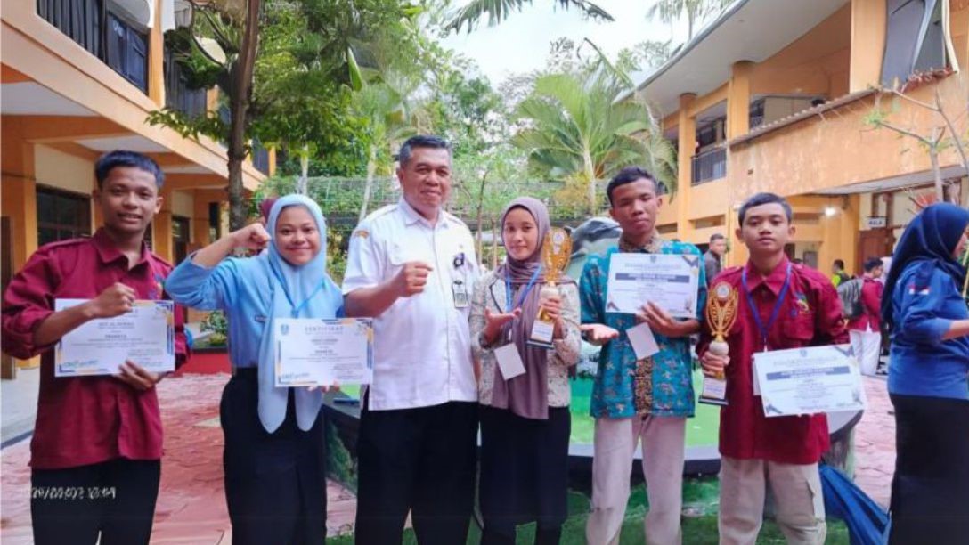 Gambar 1