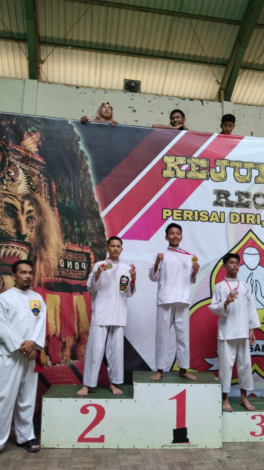 Gambar 1